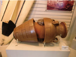 ツボの中に薬物